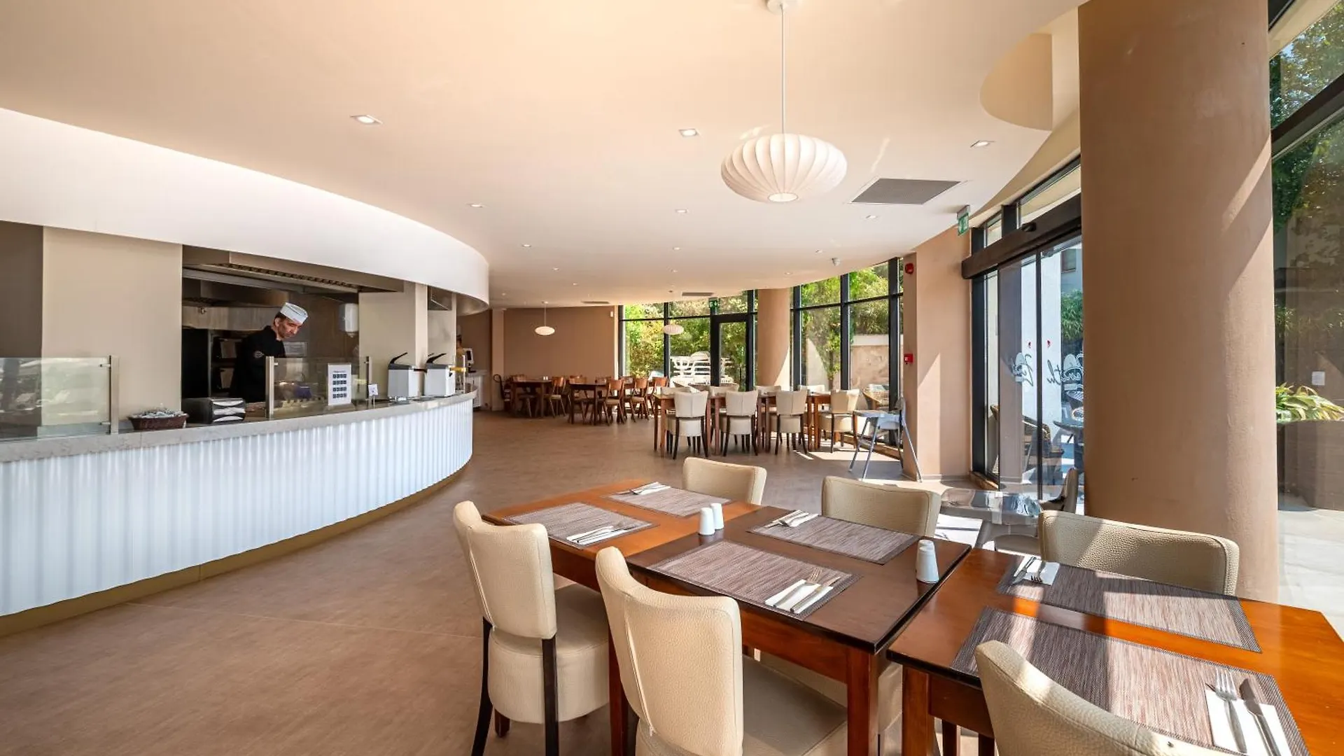 סאני ביץ' Hotel Zenith